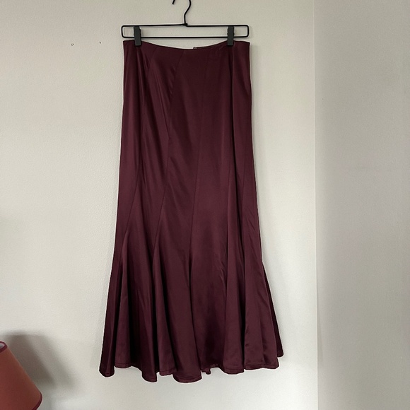 J. Peterman Dresses & Skirts - Vintage J Peterman Silk Satin Panel Maxi Skirt